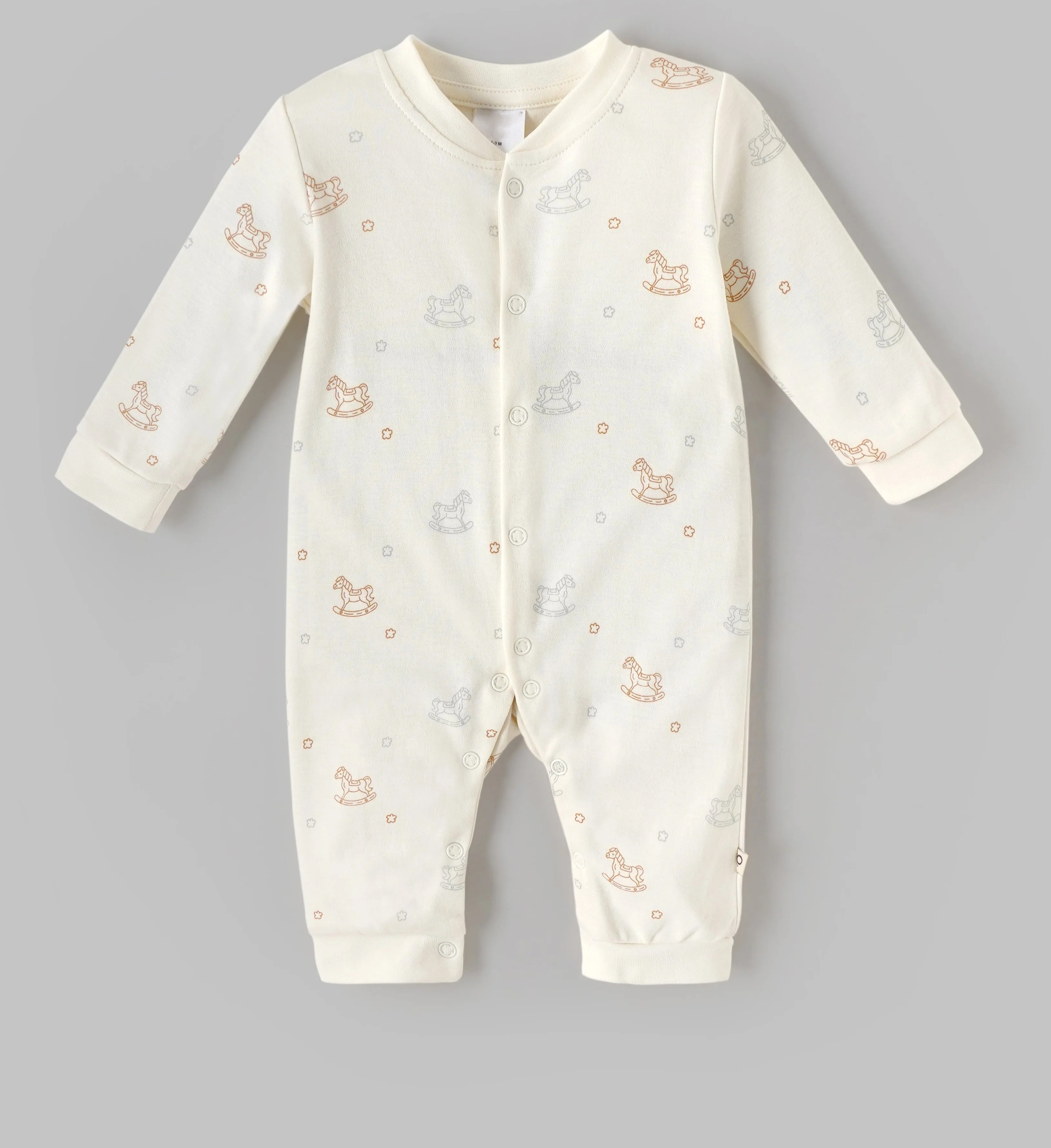 Double-padded cotton baby garment, front view